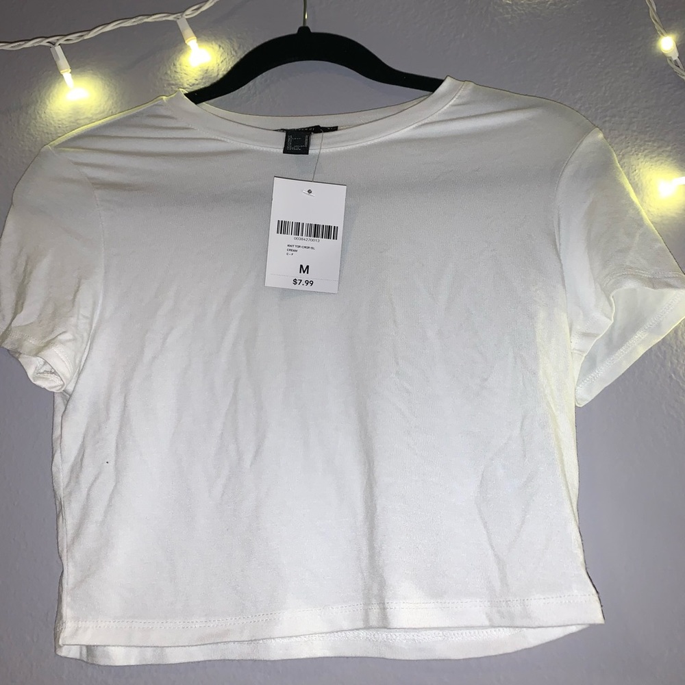 White Crop top ✨